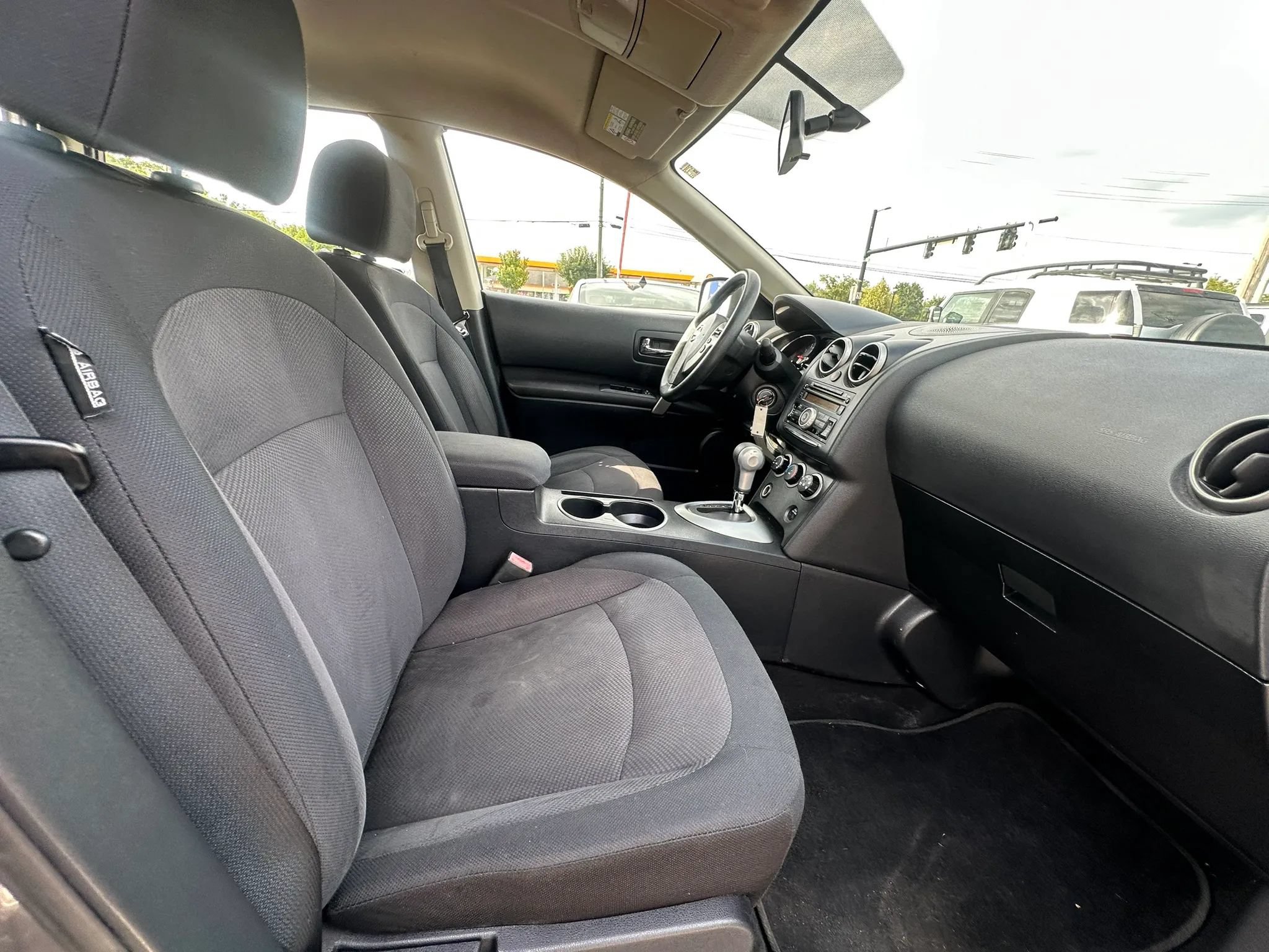 Used 2011 Nissan Rogue S FWD image 26