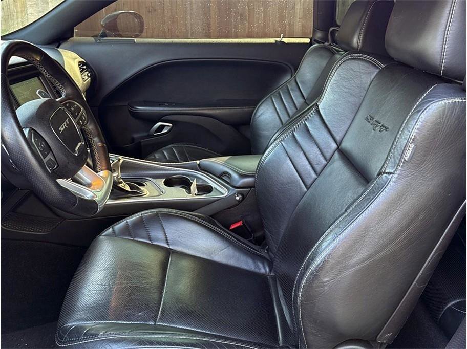 Used 2015 Dodge Challenger SRT w/ Technology Group RWD image 19