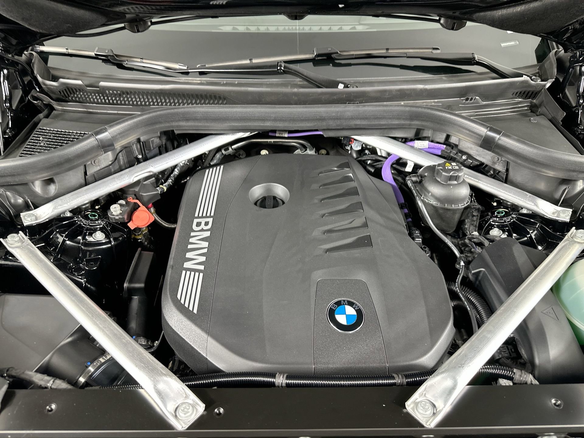 New 2026 BMW X5 xDrive40i w/ M Sport Package image 32