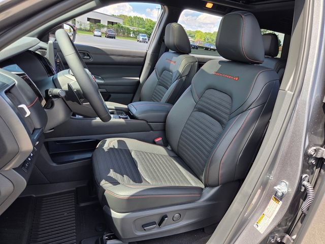 New 2026 Nissan Pathfinder Rock Creek w/ Rock Creek Premium Package AWD/4WD image 9