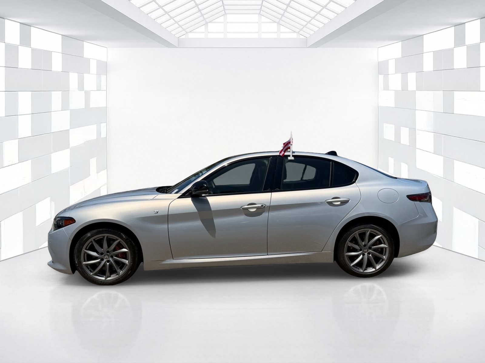 Used 2024 Alfa Romeo Giulia Ti w/ Active Assist Plus Package AWD/4WD image 4