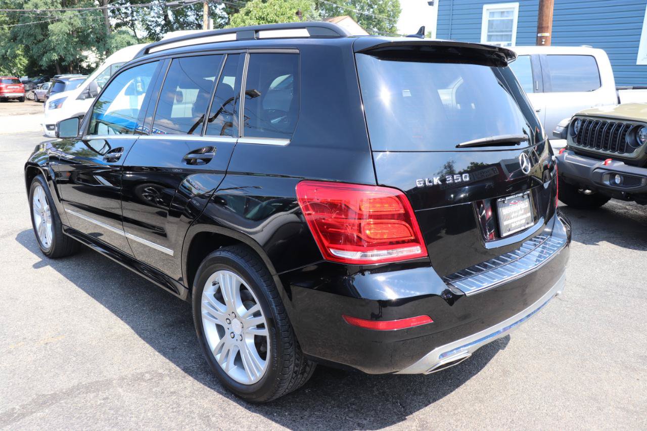 Used 2015 Mercedes-Benz GLK 350 4MATIC image 3