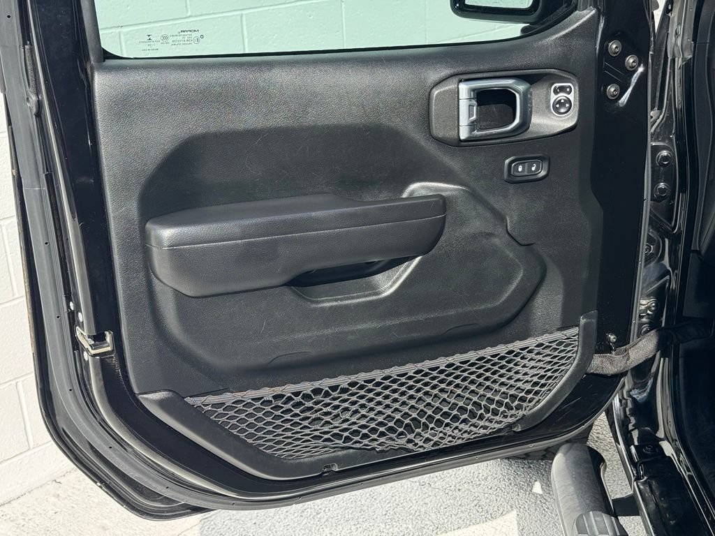 Used 2020 Jeep Gladiator Sport w/ Quick Order Package 24S AWD/4WD image 24