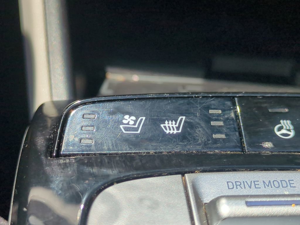 Used 2022 Hyundai Tucson Limited w/ Cargo Package FWD image 27