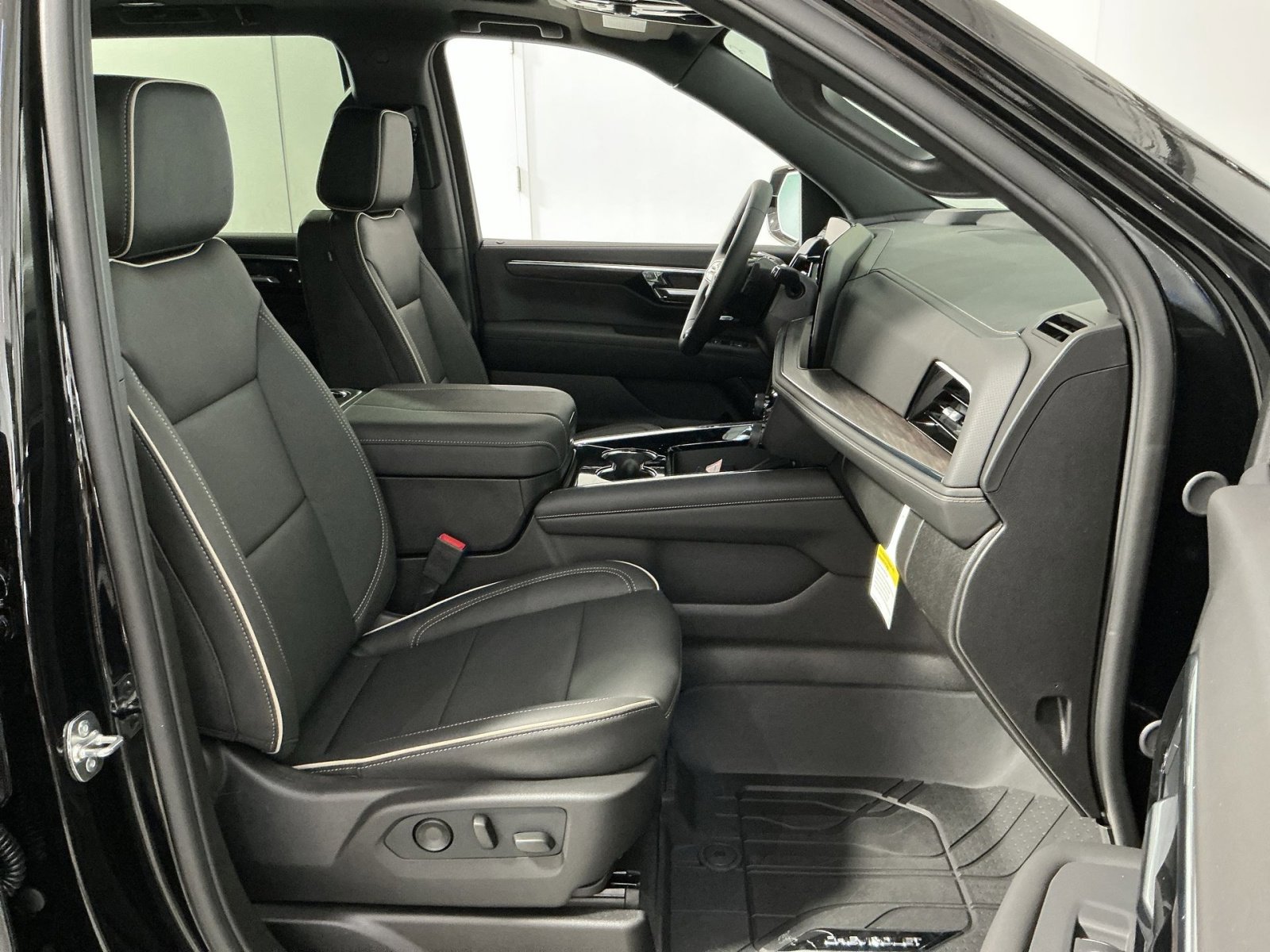 New 2026 Chevrolet Tahoe Premier image 35