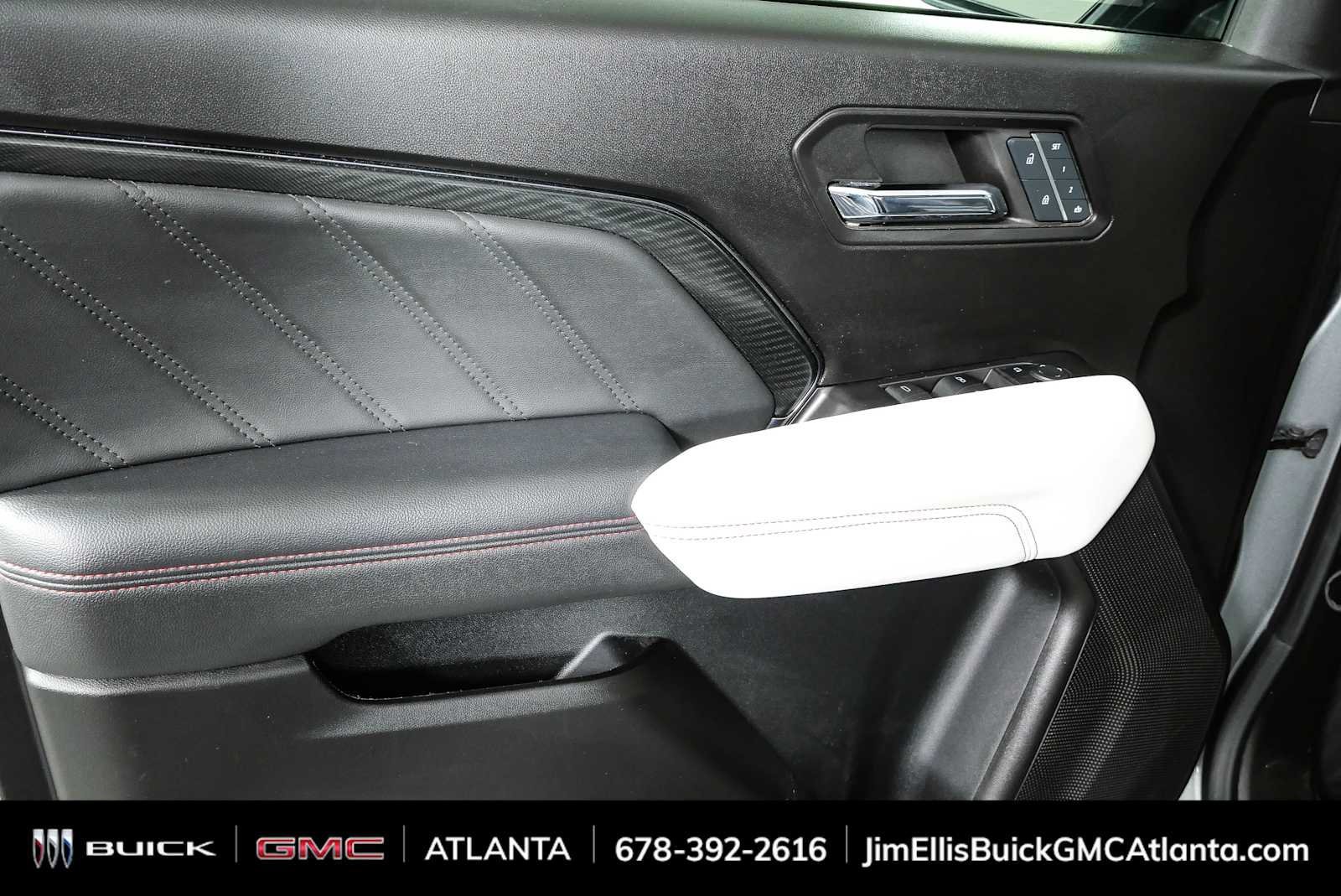 Used 2024 GMC Canyon AT4X AWD/4WD image 6