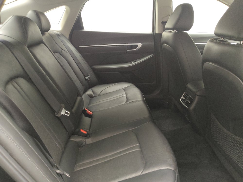 Used 2021 Hyundai Sonata Limited w/ Preferred Accessory Package FWD image 19