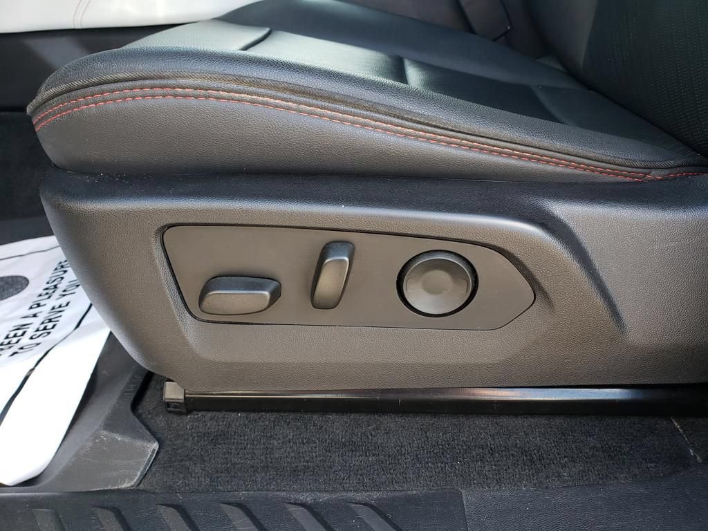 Used 2023 GMC Canyon AT4X AWD/4WD image 19