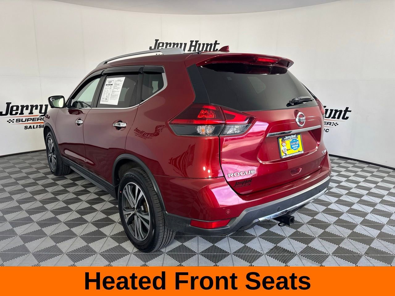 Used 2019 Nissan Rogue SV w/ Sun & Sound Touring Package image 9