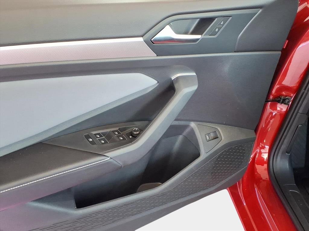 New 2026 Volkswagen Jetta SE image 6