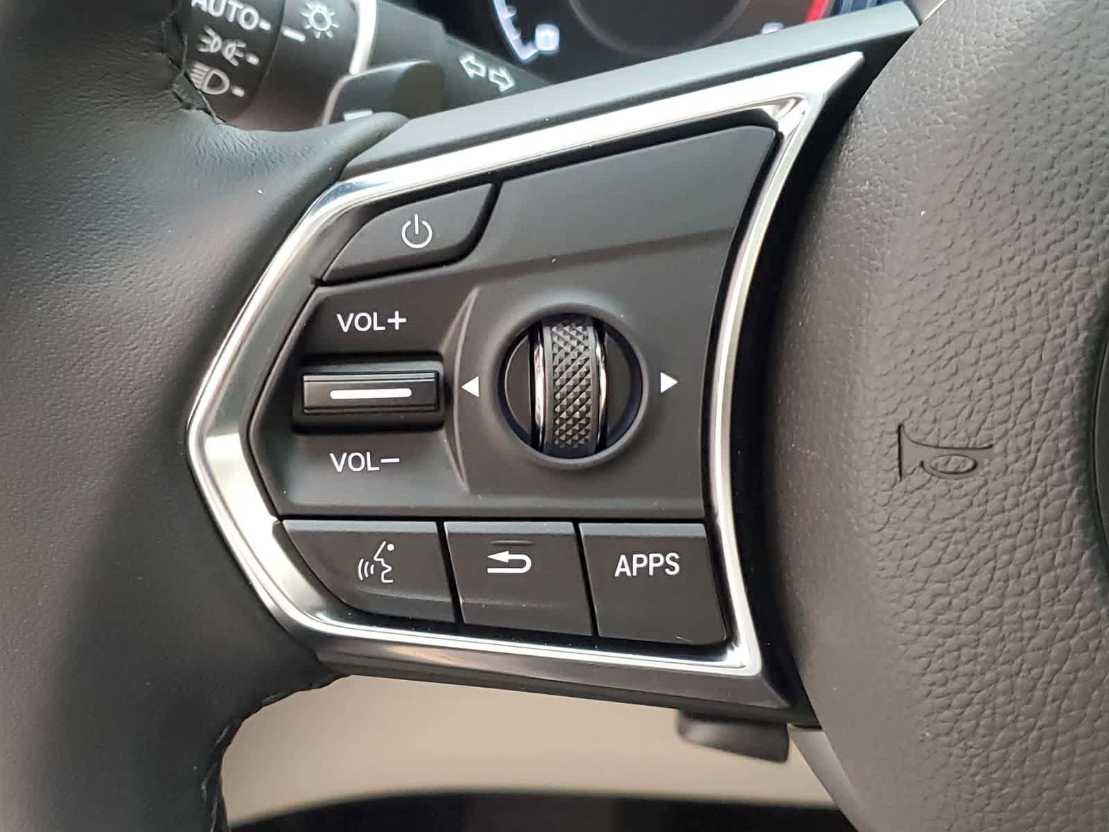 Used 2025 Acura RDX SH-AWD w/ Technology Package image 12