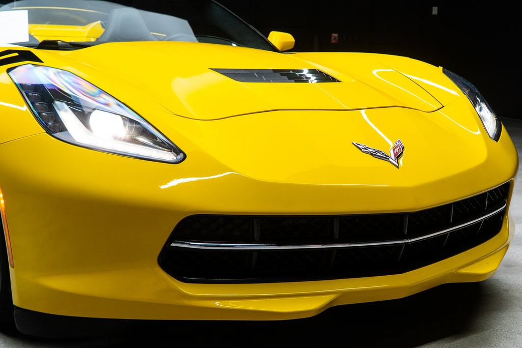 Used 2015 Chevrolet Corvette Stingray Convertible w/ 3LT Preferred Equipment Group RWD image 7