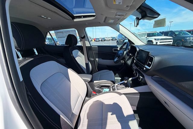 New 2026 Hyundai Venue SEL FWD image 26