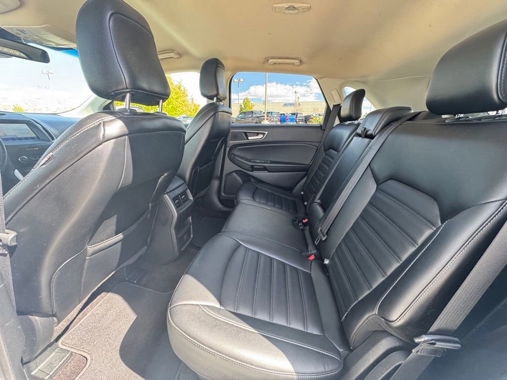 Used 2020 Ford Edge SEL AWD/4WD image 13