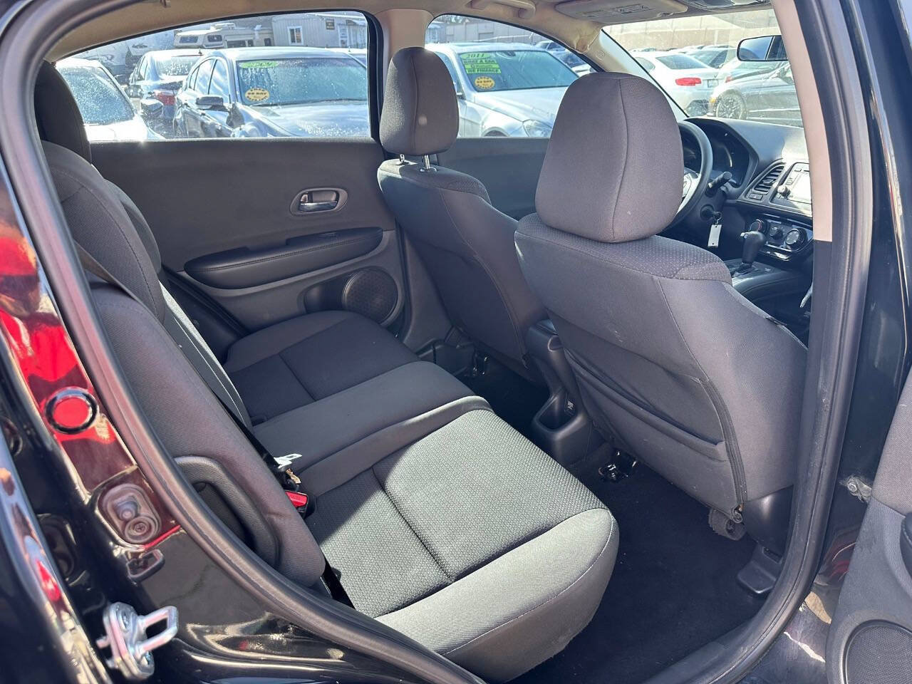 Used 2021 Honda HR-V LX image 17