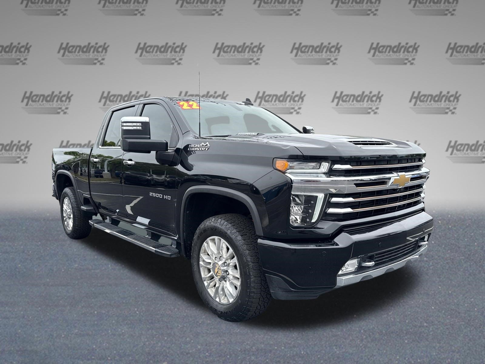 Used 2022 Chevrolet Silverado 2500 High Country w/ Z71 Off-Road Package image 9
