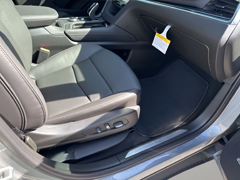 New 2026 Cadillac XT5 Premium Luxury w/ Driver Assist Package FWD image 16