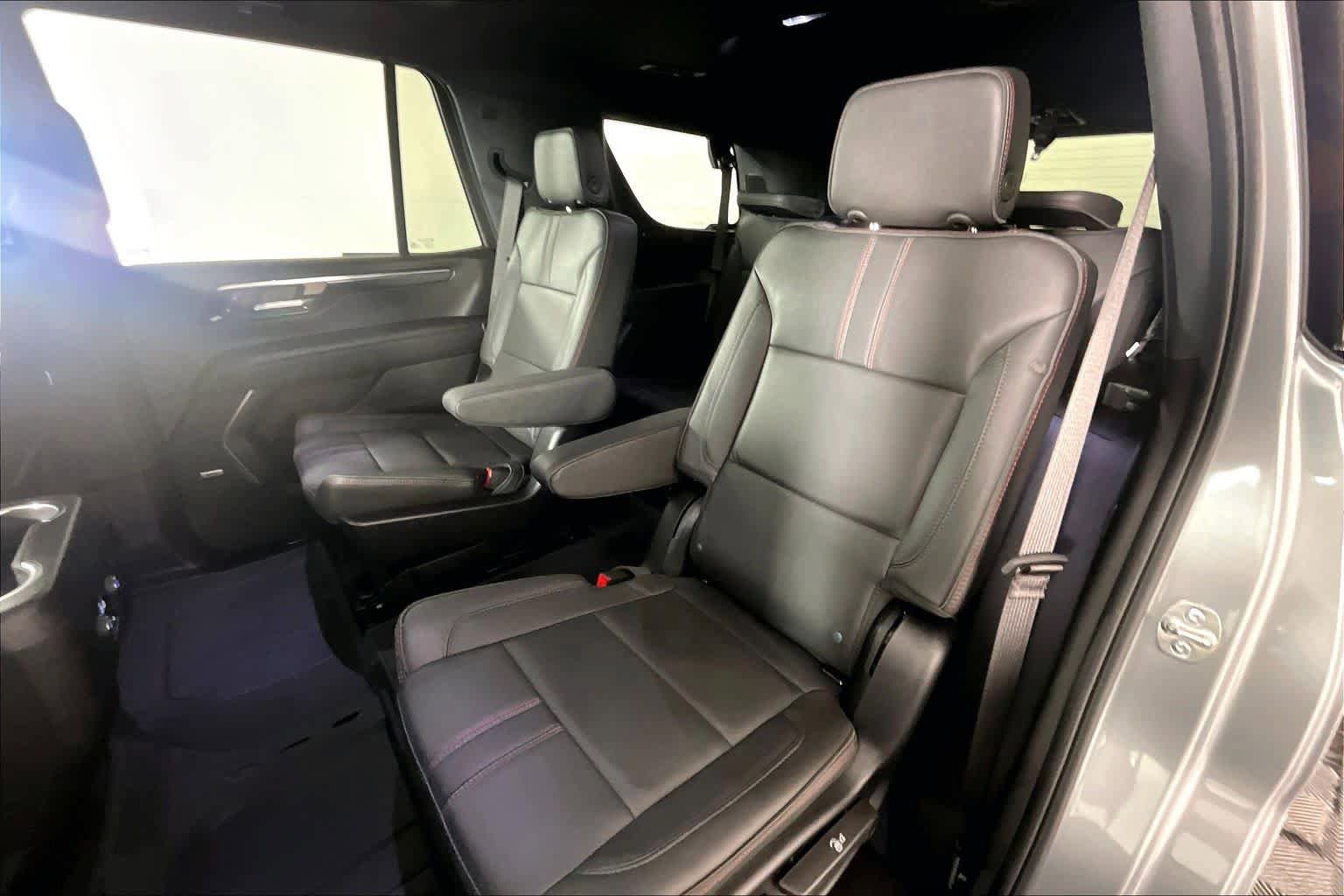 Used 2025 Chevrolet Tahoe RST w/ Comfort Package AWD/4WD image 37