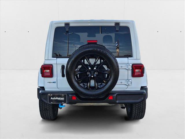 Used 2024 Jeep Wrangler Sahara image 7