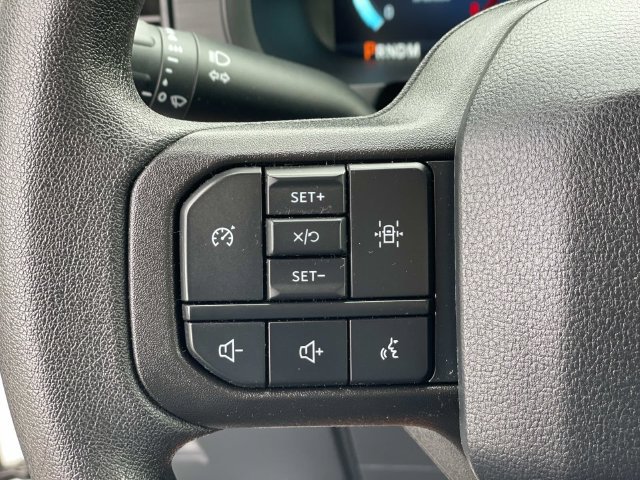 Used 2025 Ford F150 STX w/ Equipment Group 200A RWD image 8