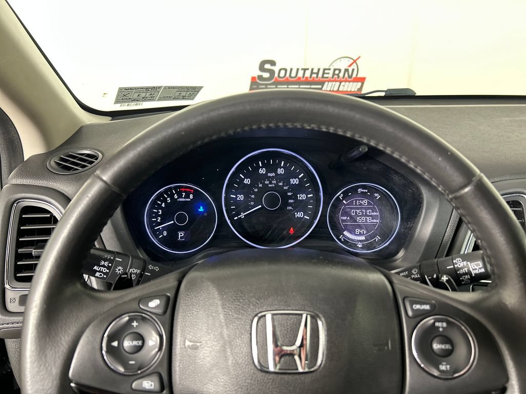 Used 2018 Honda HR-V EX-L image 12