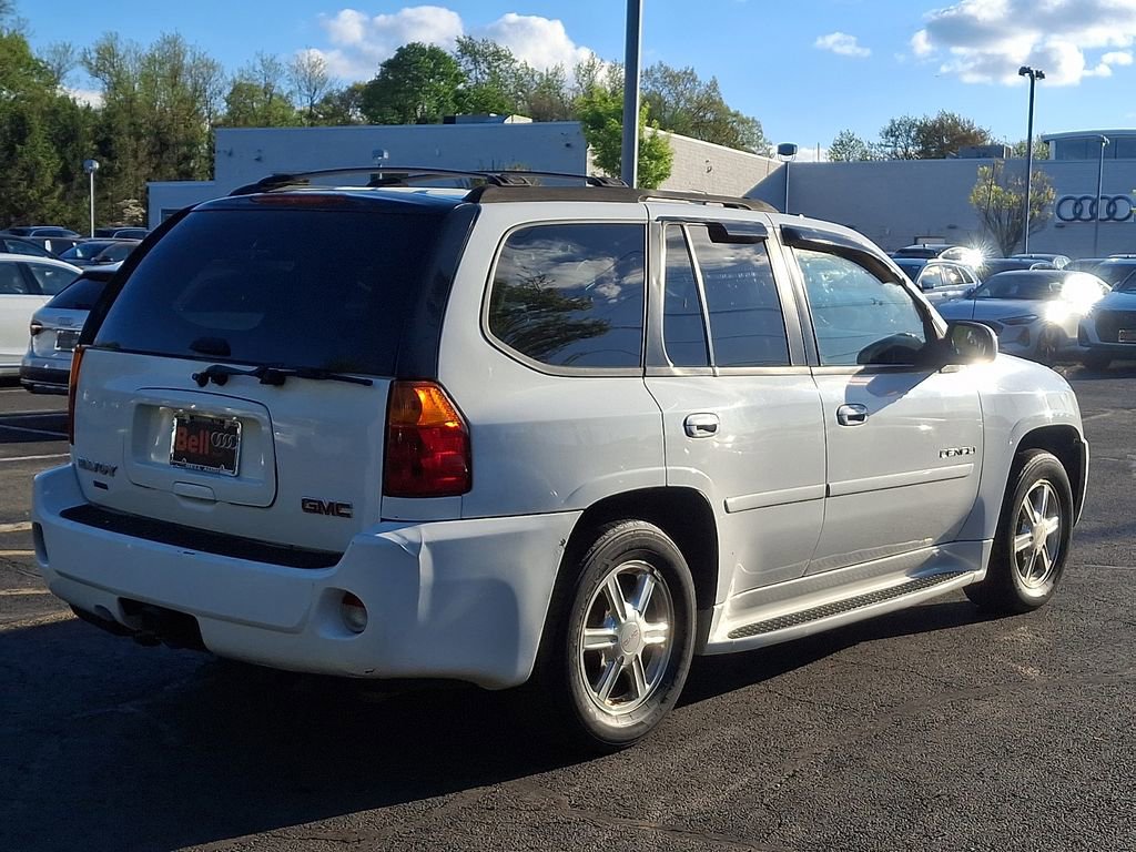 Used 2005 GMC Envoy Denali image 12