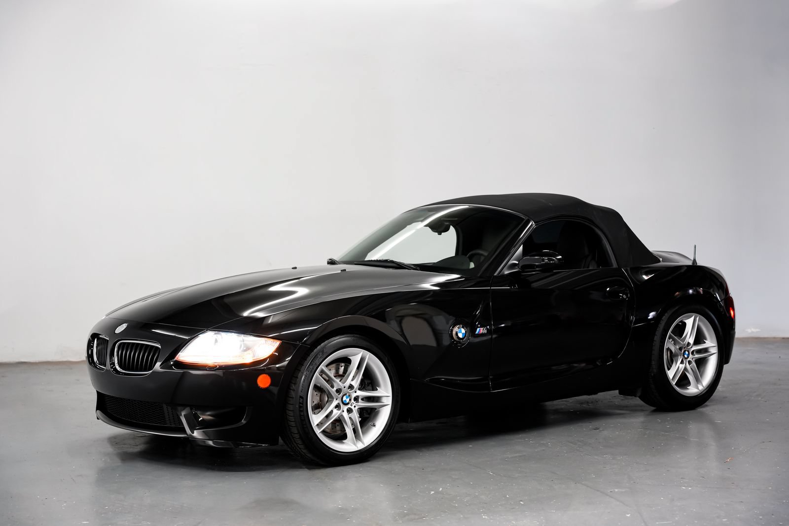 Used 2007 BMW M Roadster RWD image 6