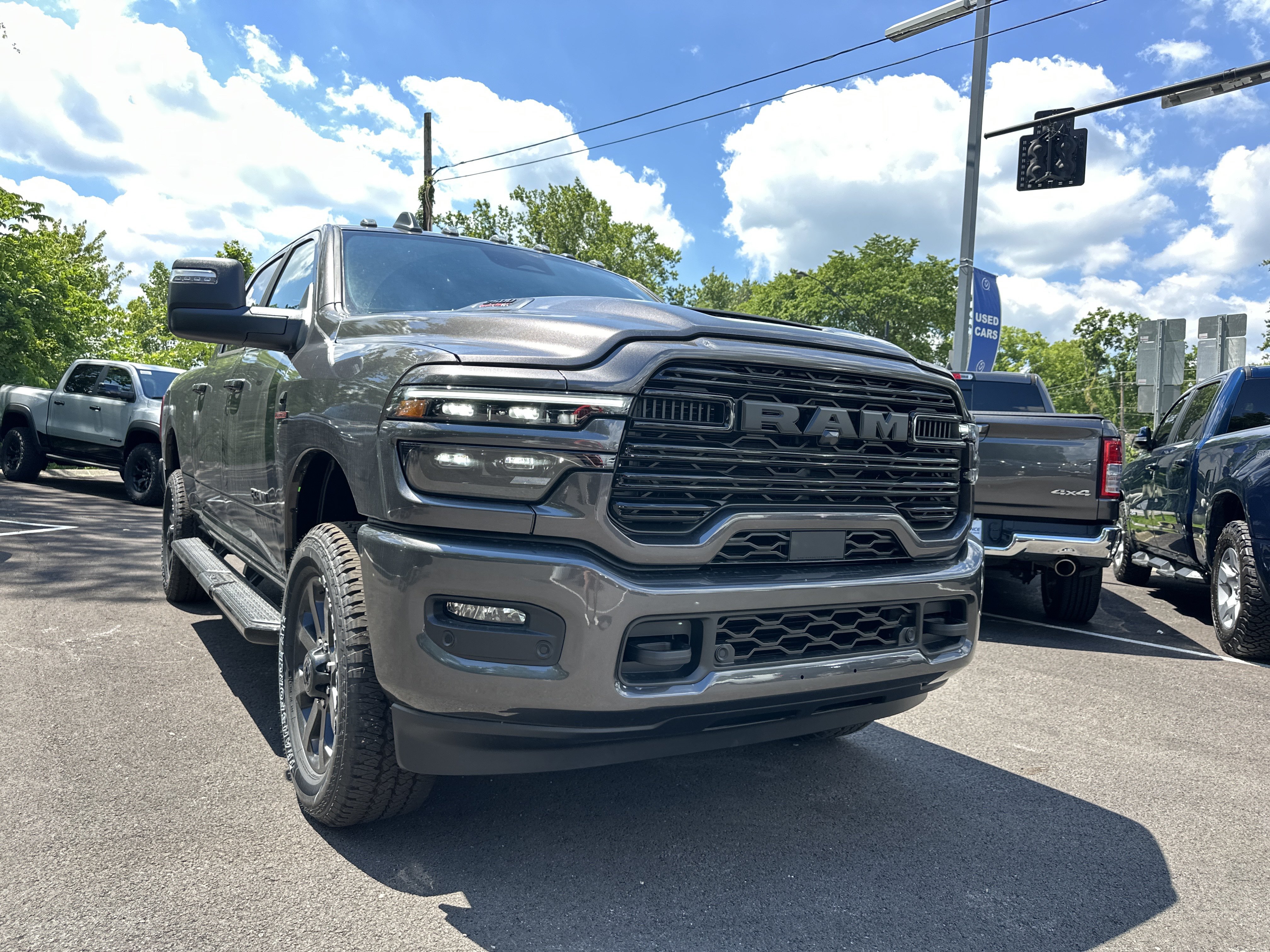 New 2026 RAM 2500 Laramie AWD/4WD image 23