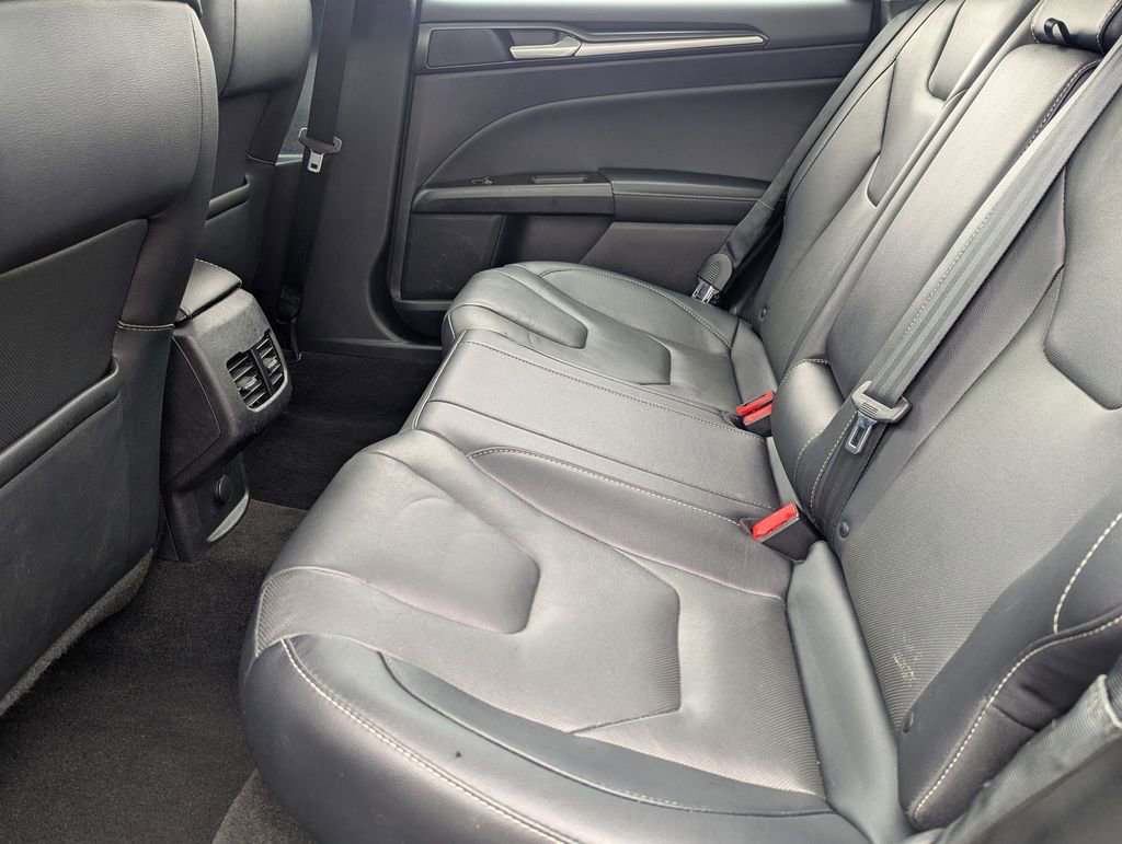 Used 2019 Ford Fusion Energi Titanium image 24