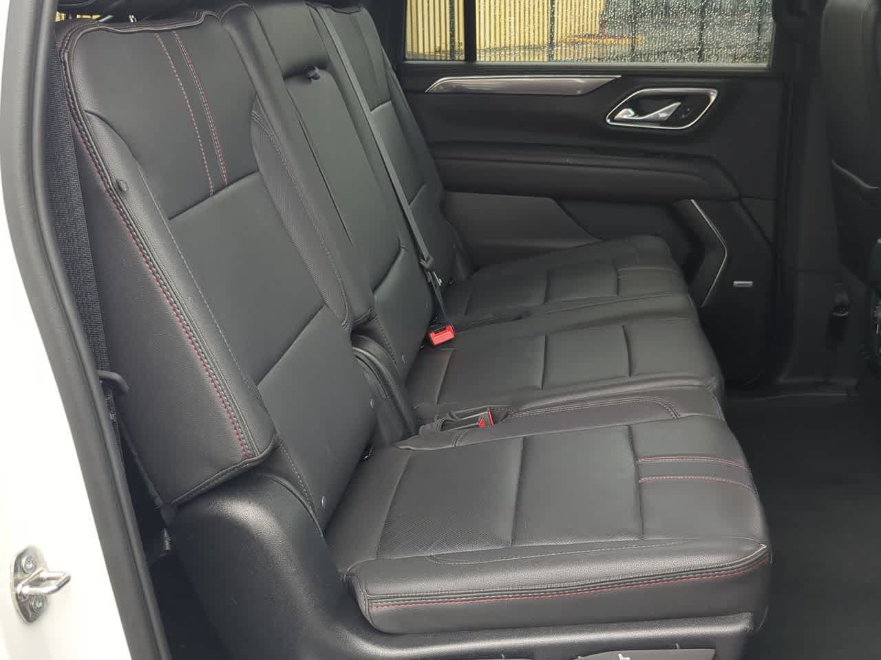 Used 2024 Chevrolet Suburban RST w/ Luxury Package AWD/4WD image 21