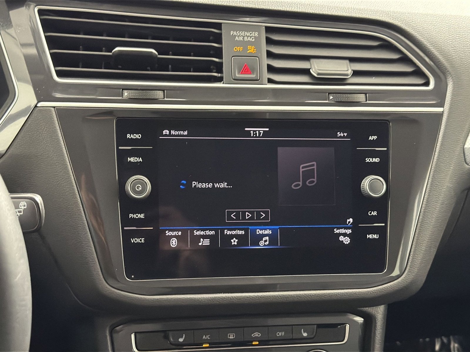 Used 2024 Volkswagen Tiguan S image 18