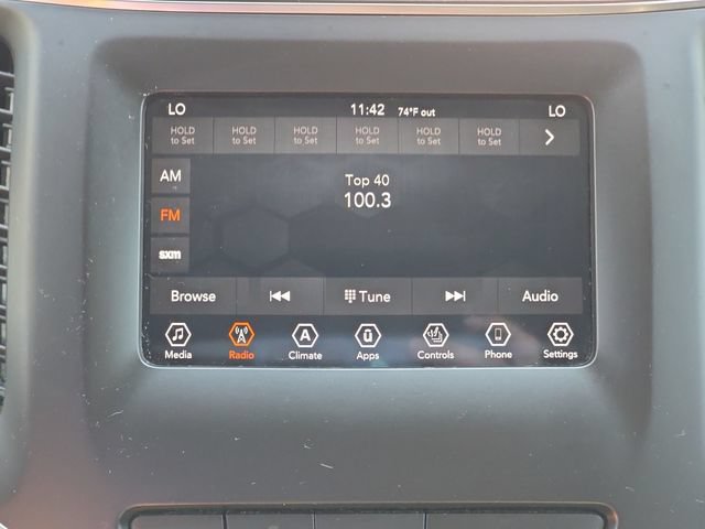 Used 2020 Jeep Cherokee Latitude Plus AWD/4WD image 26