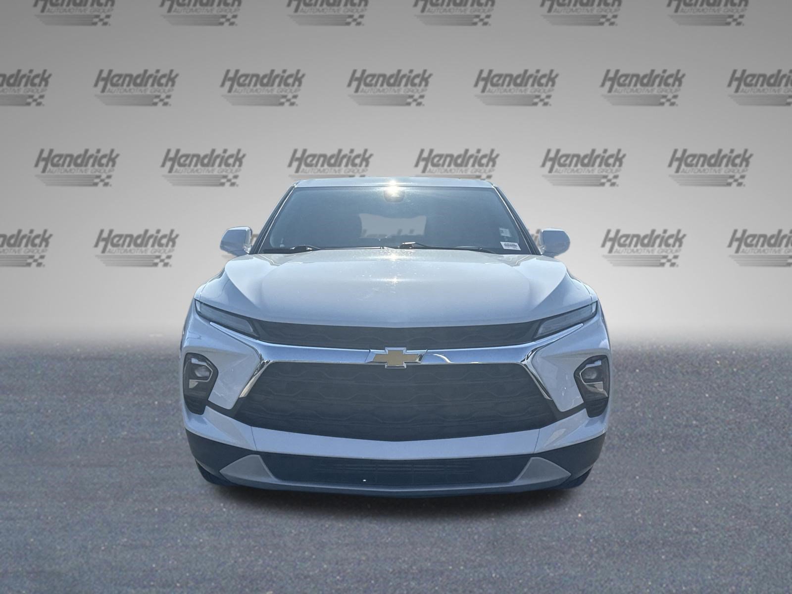 Used 2023 Chevrolet Blazer LT FWD image 3