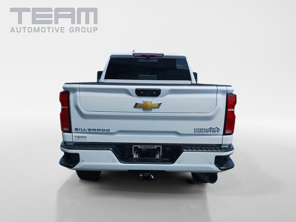 Used 2024 Chevrolet Silverado 2500 High Country w/ High Country Premium Package AWD/4WD image 6
