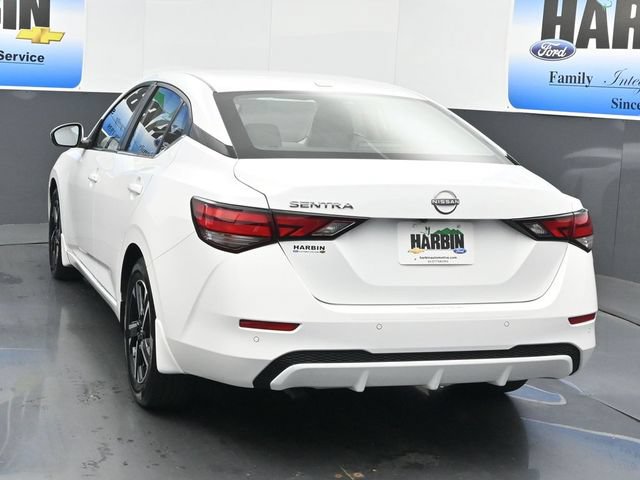 Used 2025 Nissan Sentra SV w/ All-Weather Package FWD image 4
