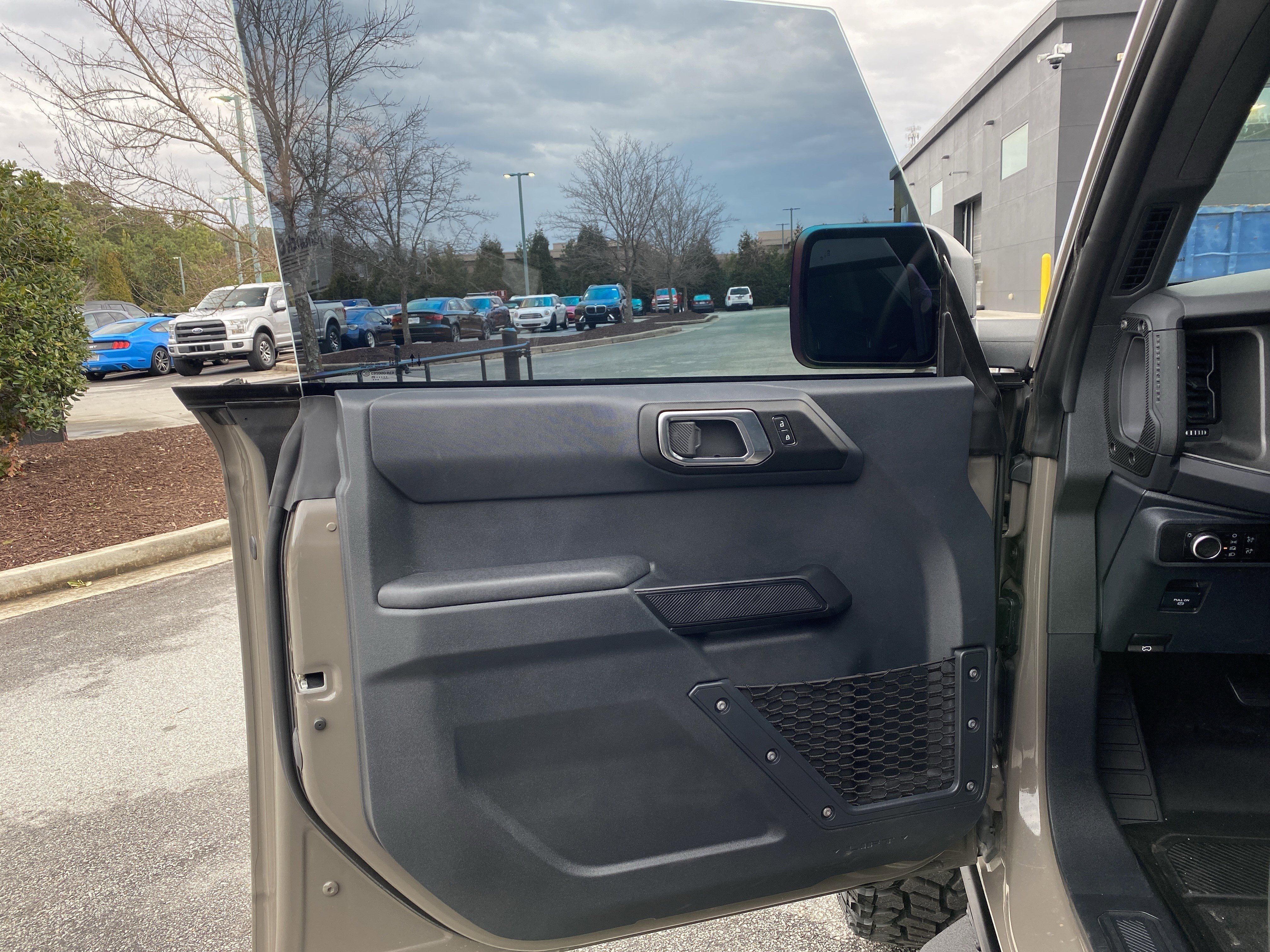 Used 2025 Ford Bronco Big Bend image 25