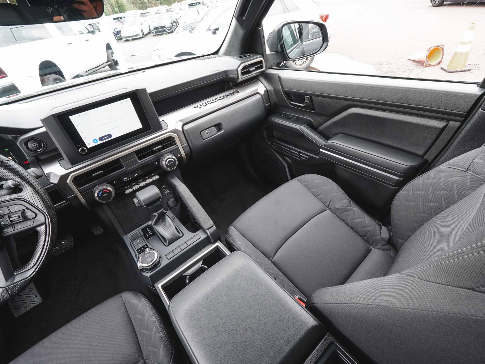 Used 2025 Toyota Tacoma SR5 image 36