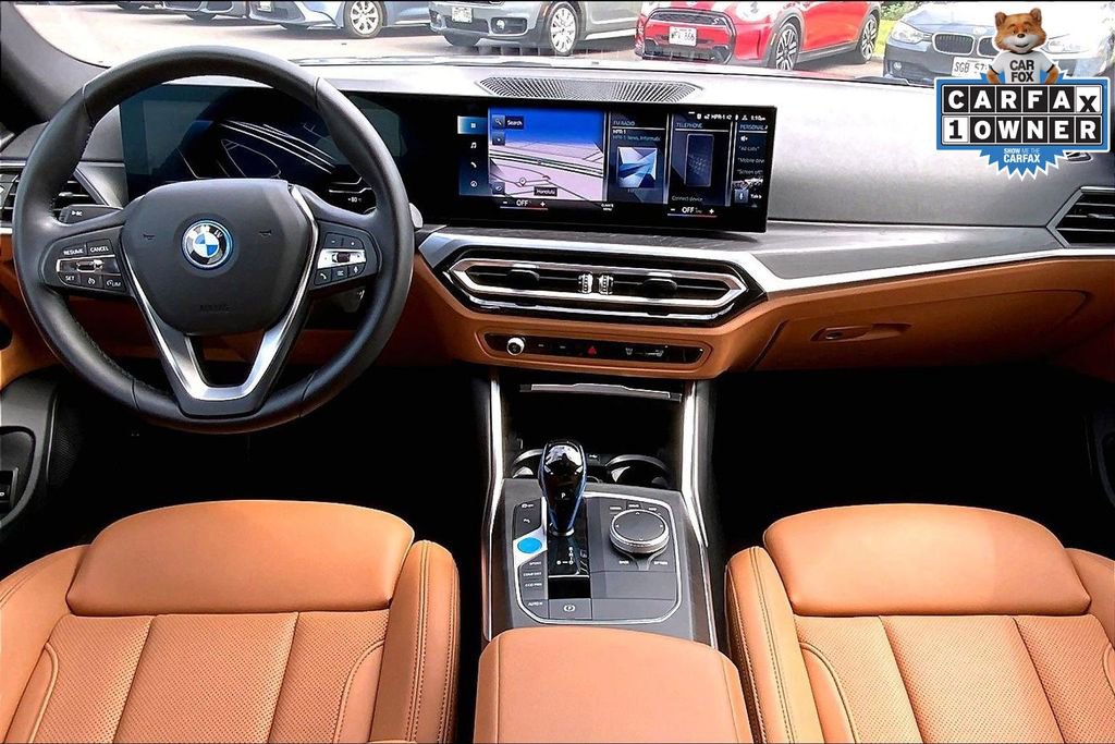 Used 2023 BMW i4 eDrive40 image 15