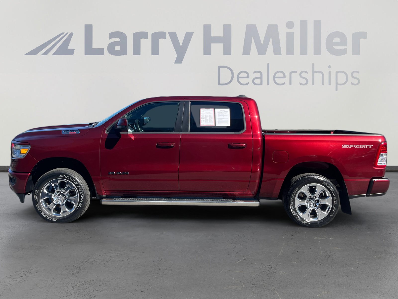 Used 2023 RAM 1500 Big Horn AWD/4WD image 2