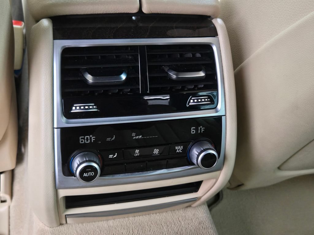 Used 2021 BMW 740i w/ M Sport Package RWD image 15