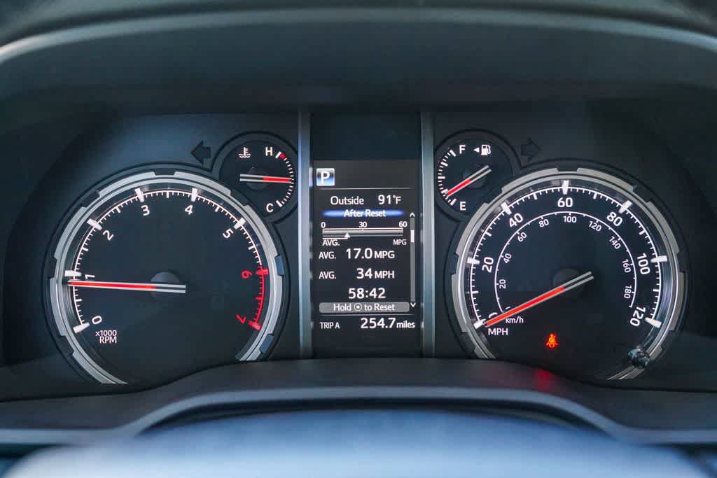 Used 2024 Toyota 4Runner TRD Off-Road Premium w/ Off Road Premium Plus Package AWD/4WD image 25