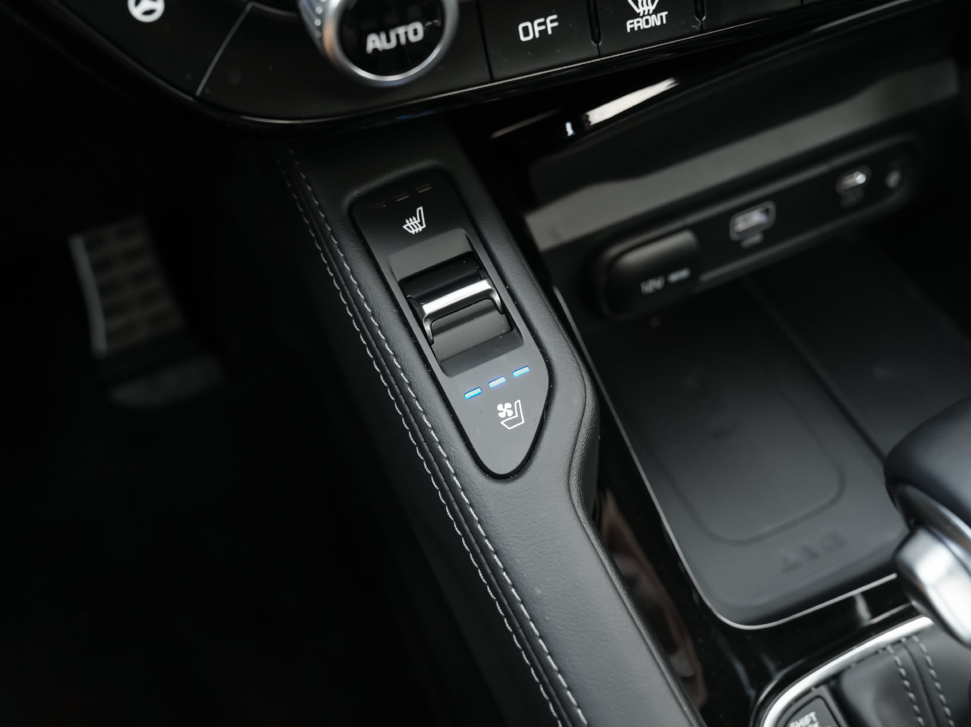 Used 2025 Kia Telluride SX Prestige X-Pro AWD/4WD image 14