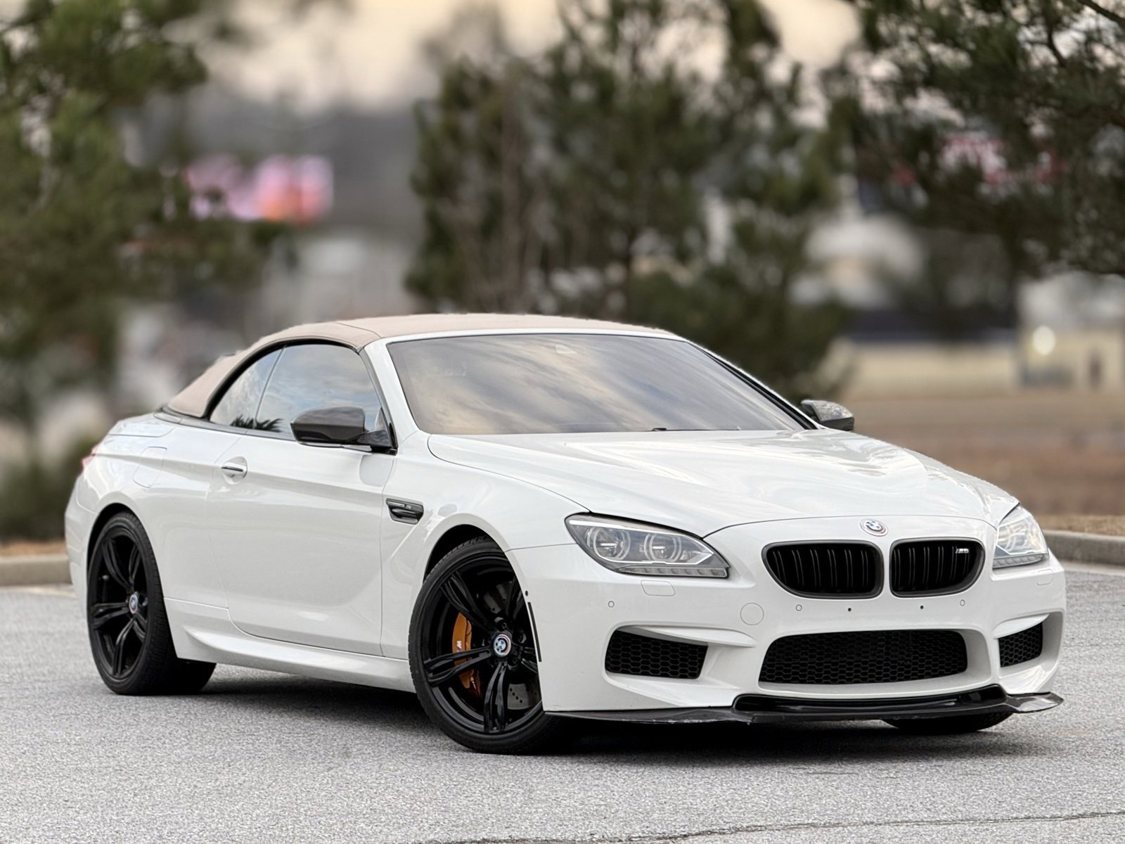 Used 2013 BMW M6 Convertible image 12