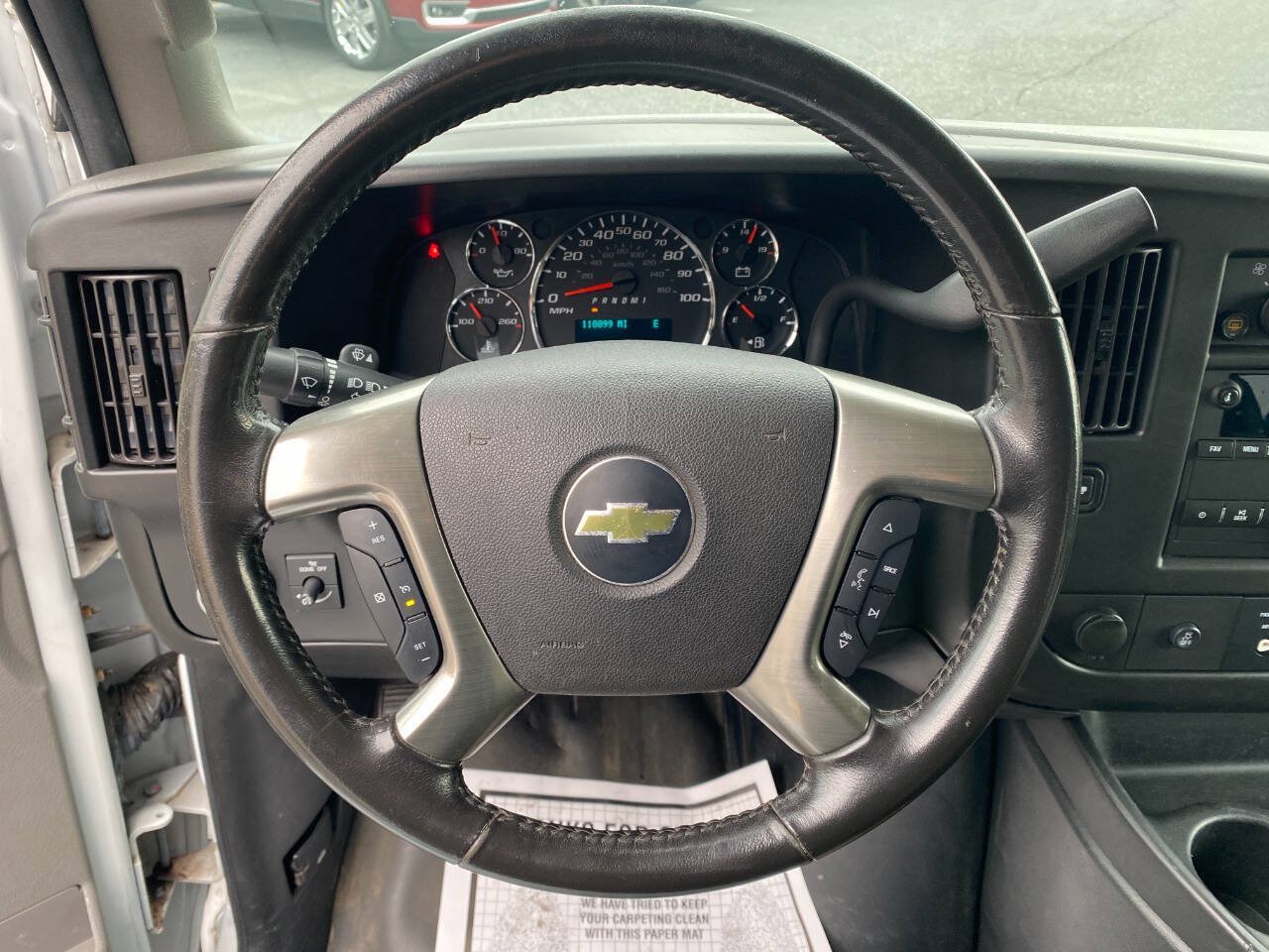 Used 2018 Chevrolet Express 3500 LS RWD image 12