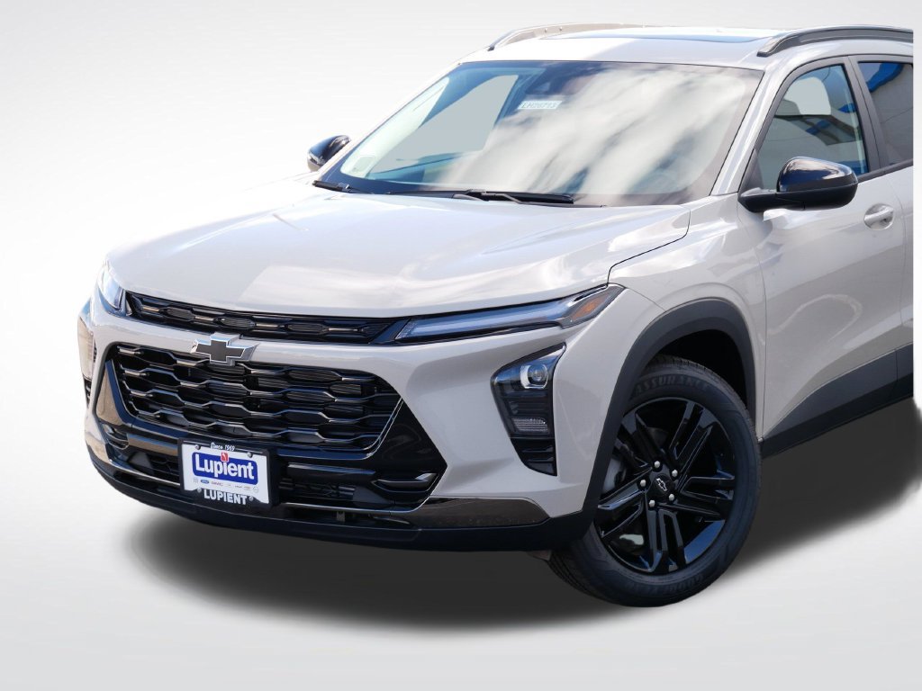 New 2026 Chevrolet Trax ACTIV w/ Sunroof Package FWD image 28
