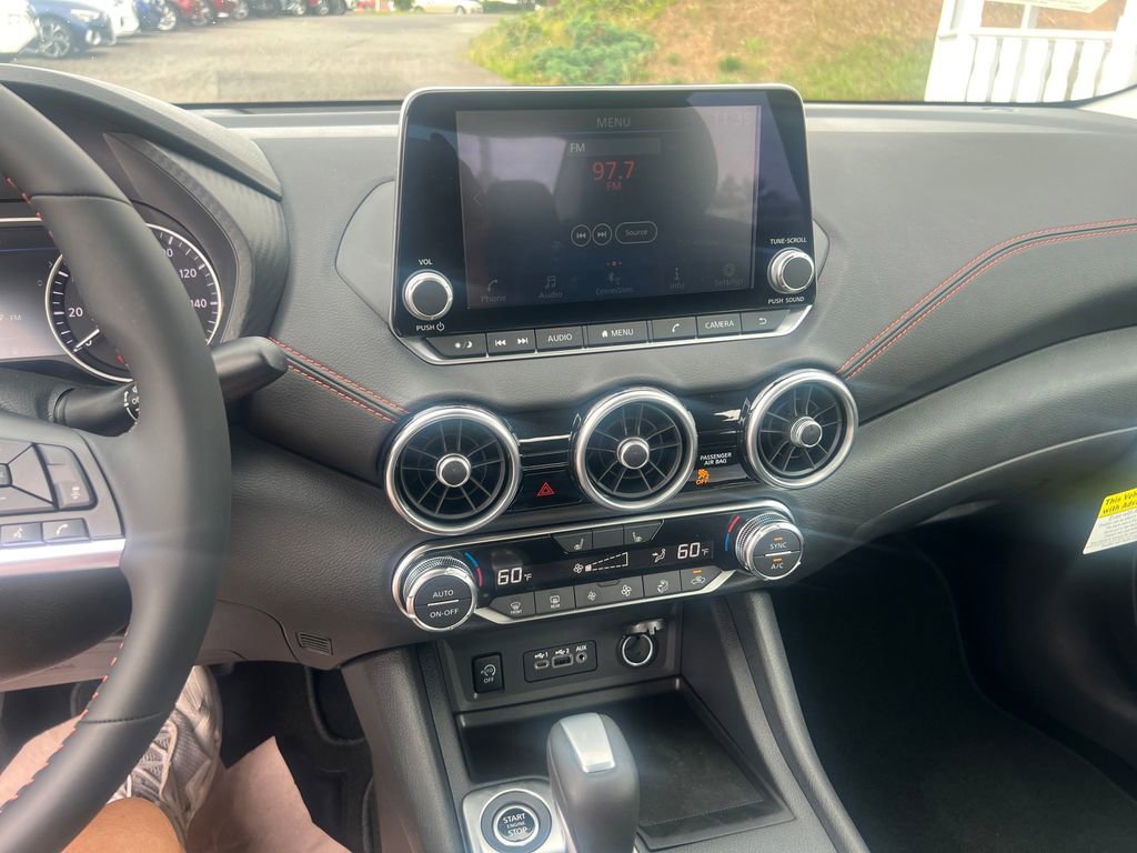 New 2025 Nissan Sentra SR image 19