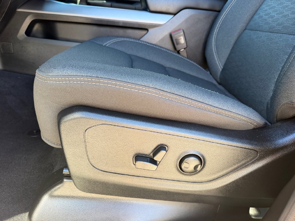 Used 2026 RAM 1500 Big Horn AWD/4WD image 13