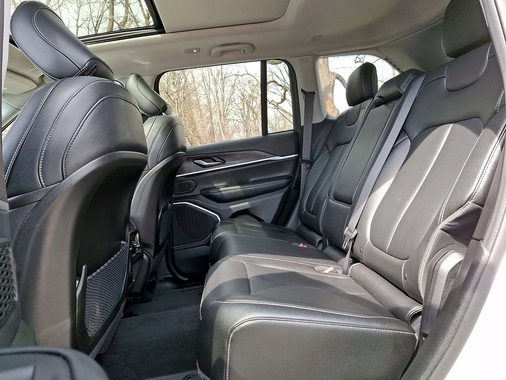 Used 2023 Jeep Grand Cherokee 4WD 4xe image 10