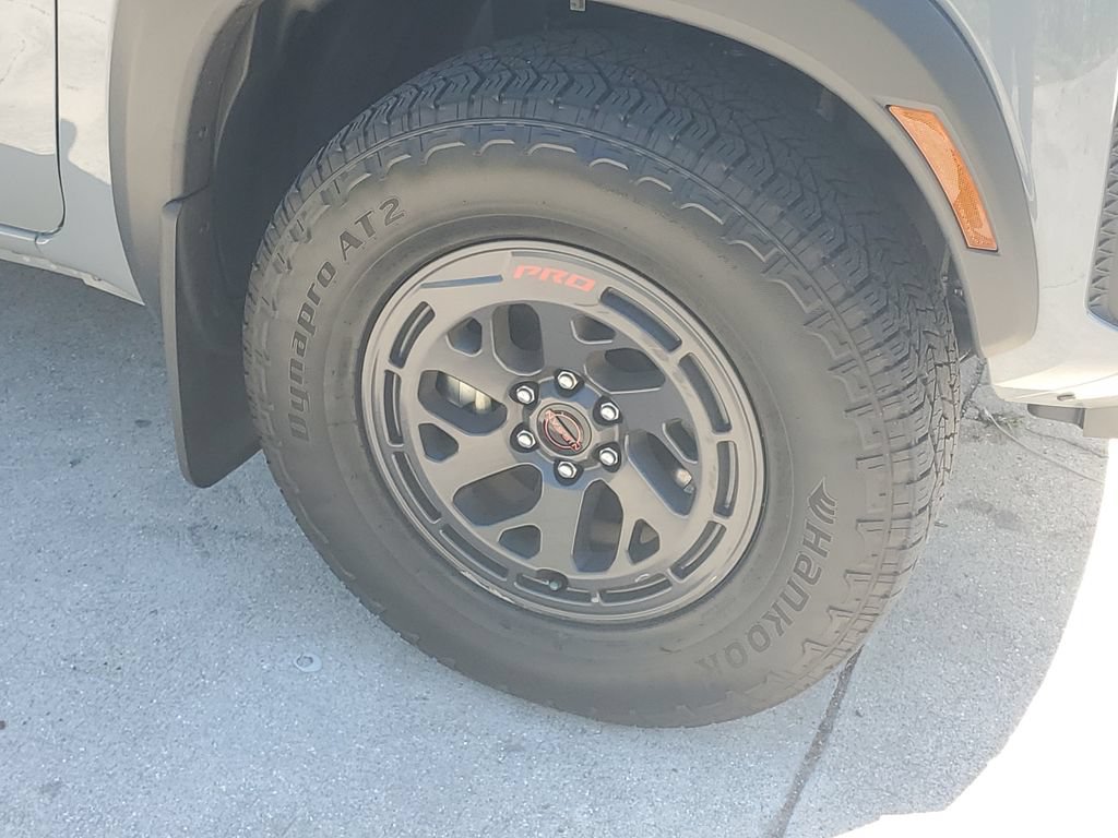 Certified 2025 Nissan Frontier PRO-4X w/ Interior Protection Package AWD/4WD image 10