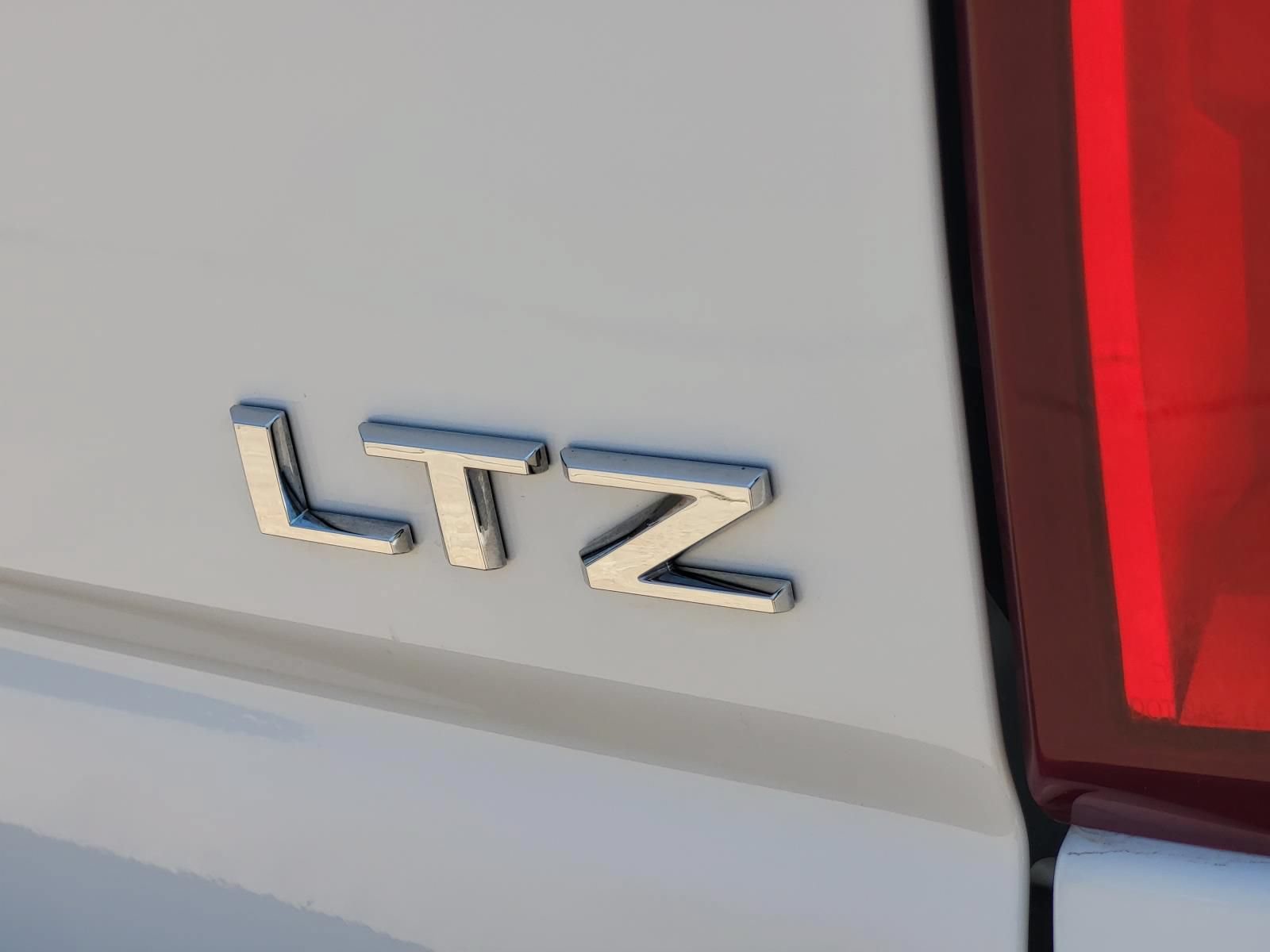 Used 2022 Chevrolet Silverado 2500 LTZ w/ LTZ Premium Texas Edition AWD/4WD image 5